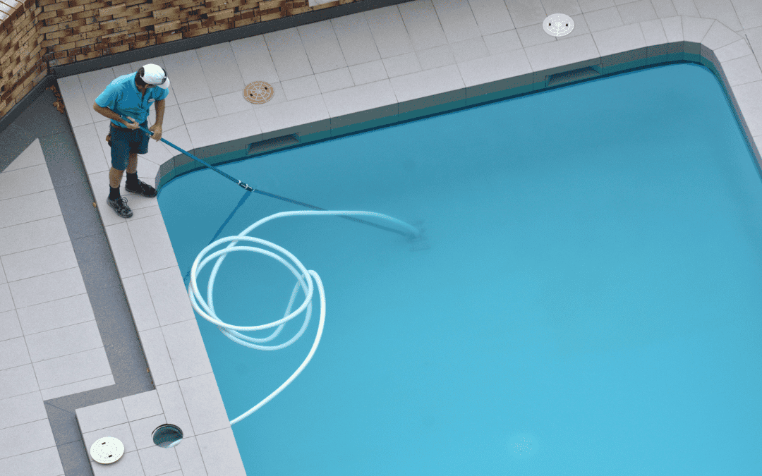 Choosing the Right Swimming Pool Contractor Tips and Insights
